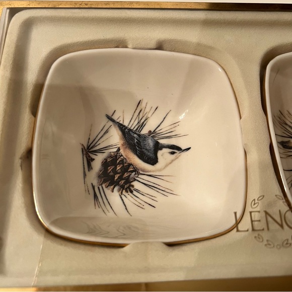 Lennox Winter Greetings Set of 2 Dipping Bowls Bird design. NWT - Picture 2 of 7